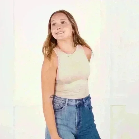 Zenana Boat Neck Sleeveless Bodysuit - Picture 2 of 9